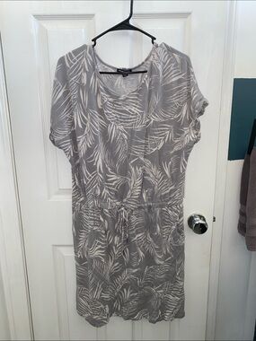 Hilary Radley Gray and White Leaf-Print Mini Dress